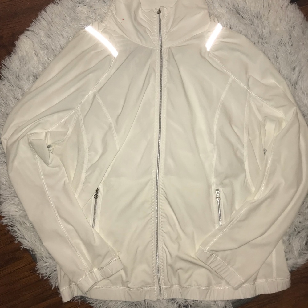 Lululemon lightweight jacket ✨